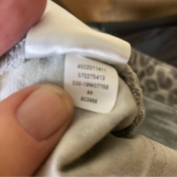 White House Black Market WHBM Jeans Cheetah Print Size Large - Picture 8 of 12